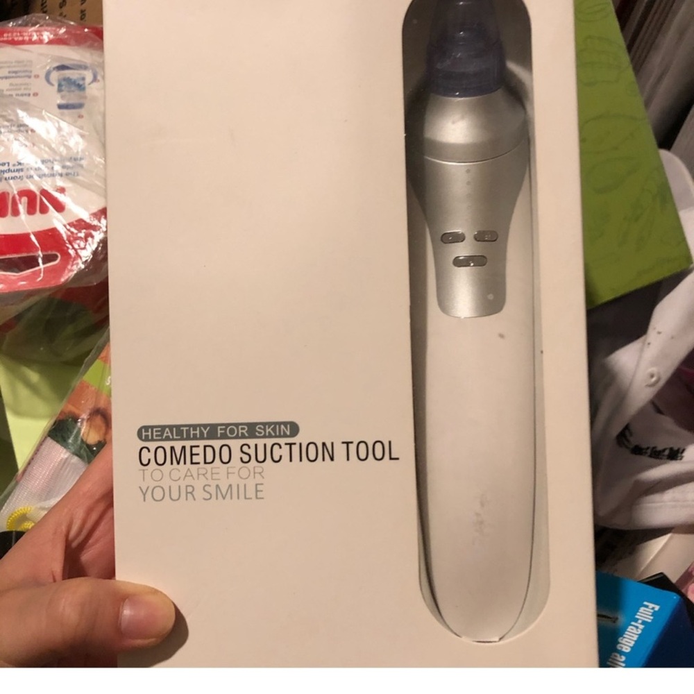 Skin pore cleanser machine